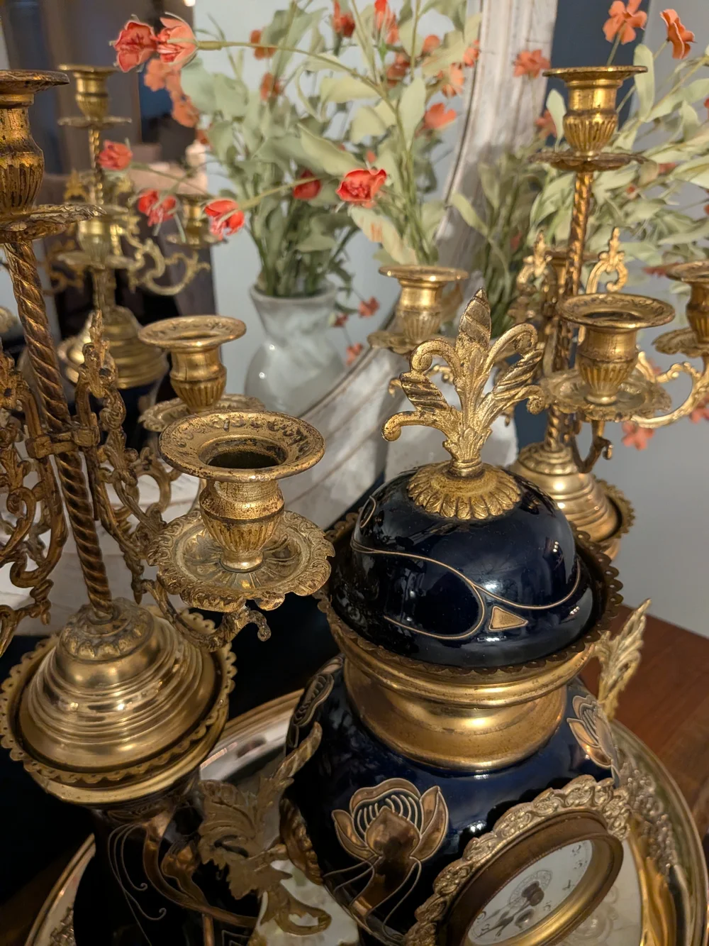 Antique Vintage Mantle Clock/Candleabra  Set

~ French - Circa 1900 ~ - Picture 5 of 15